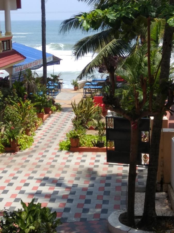 Beach Florra Inn Kovalam Bagian luar foto
