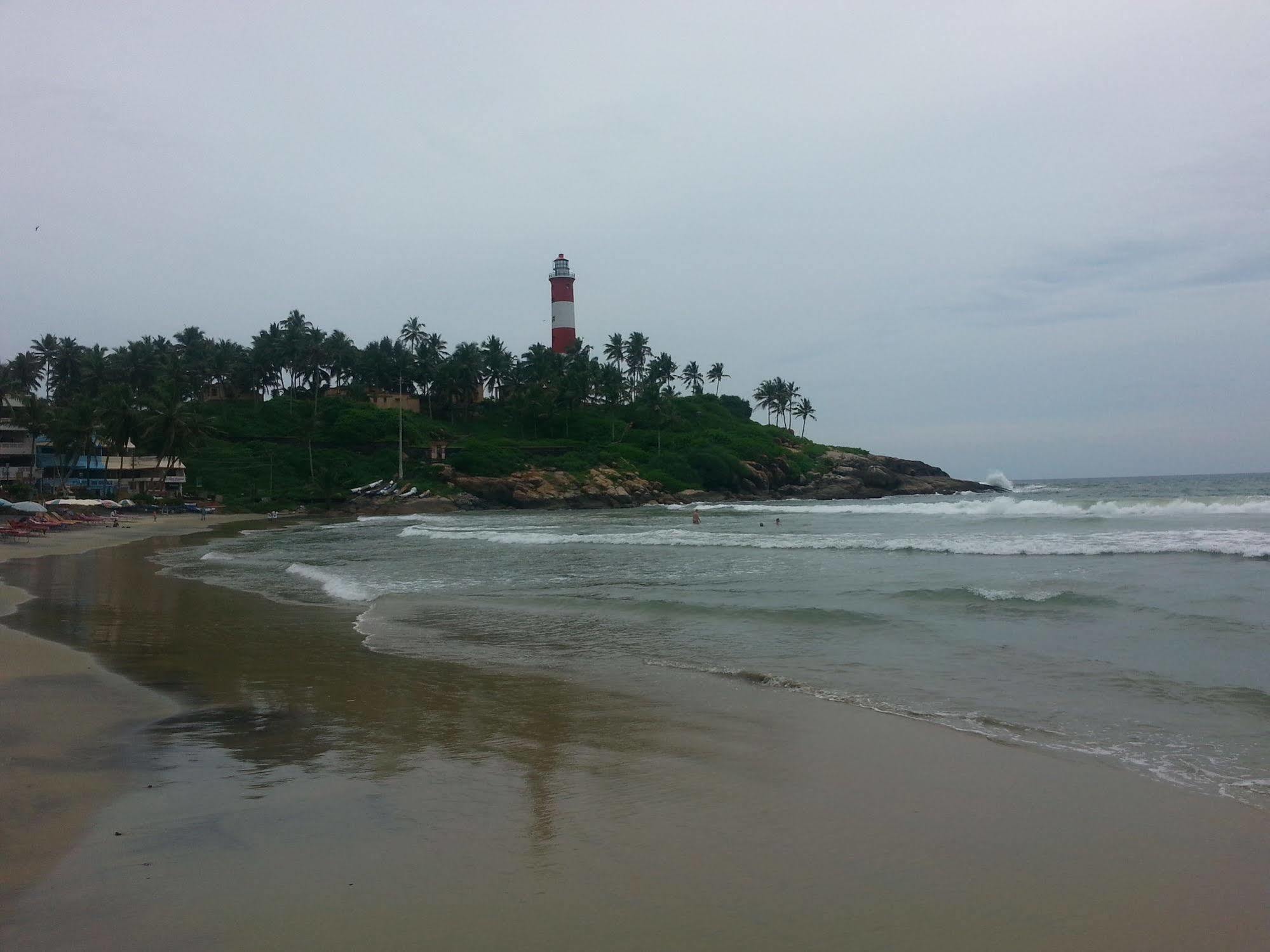 Beach Florra Inn Kovalam Bagian luar foto